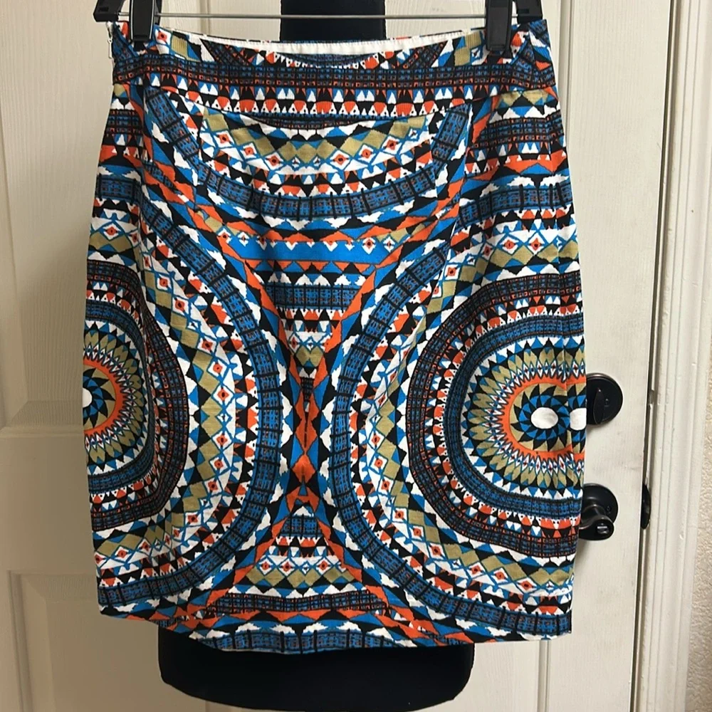Anthropologie Tabitha Kaleidoscope Olmeda Skirt pencil tribal Size 2, EUC